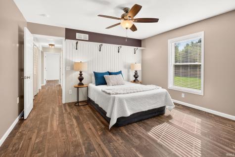 1877 E Boulder Drive Warsaw IN 46582