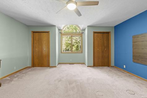21908 Shirley Drive Goshen IN 46526