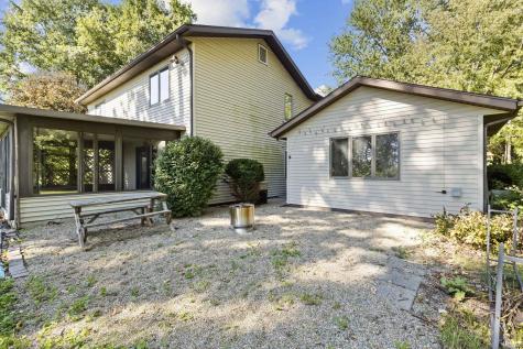 21908 Shirley Drive Goshen IN 46526