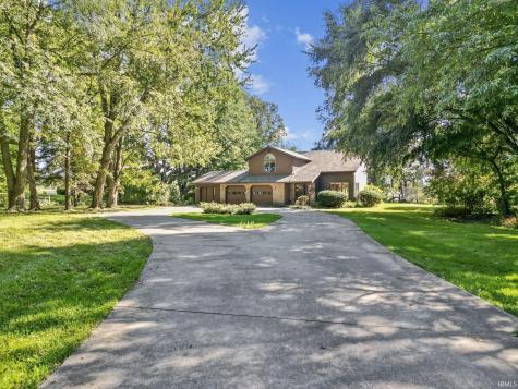 21908 Shirley Drive Goshen IN 46526