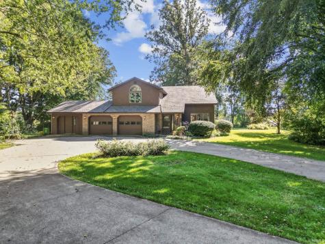 21908 Shirley Drive Goshen IN 46526