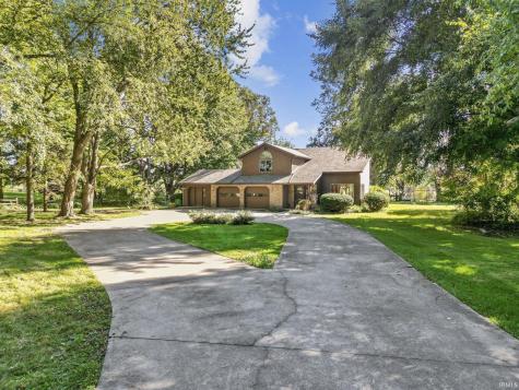 21908 Shirley Drive Goshen IN 46526