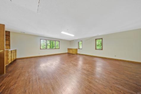 890 Sycamore Lake Drive Evansville IN 47712