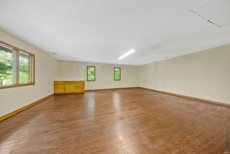 890 Sycamore Lake Drive Evansville IN 47712