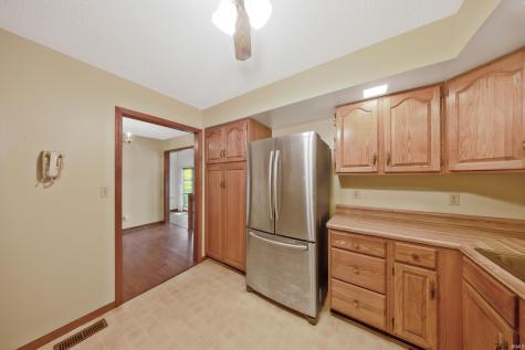 890 Sycamore Lake Drive Evansville IN 47712