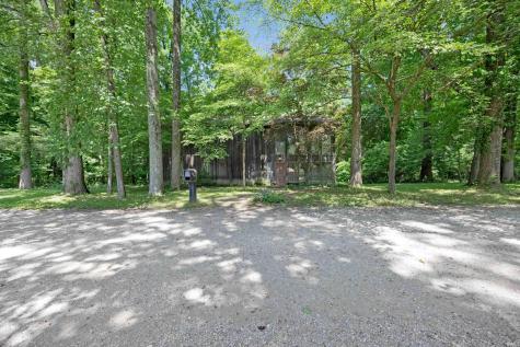 890 Sycamore Lake Drive Evansville IN 47712