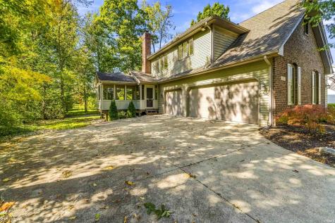 1814 Grey Birch Road Fort Wayne IN 46814