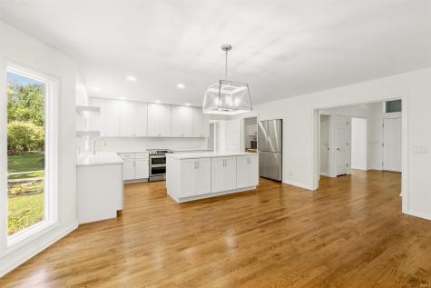 1814 Grey Birch Road Fort Wayne IN 46814