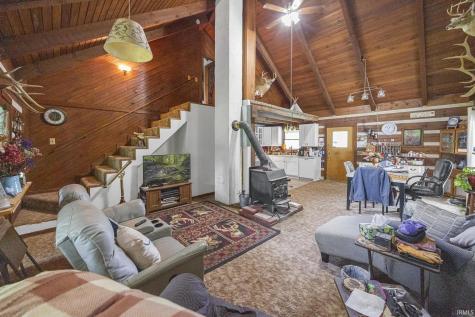 9010 E 450 N Road Dubois IN 47527