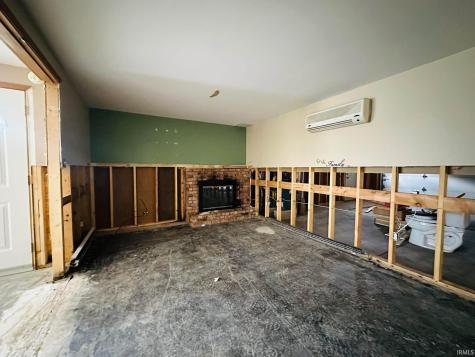 4031 Hedwig Drive Fort Wayne IN 46815