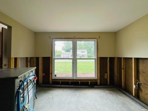 4031 Hedwig Drive Fort Wayne IN 46815