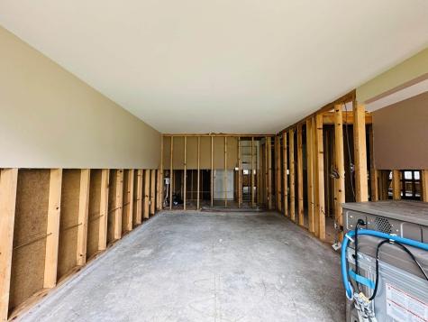 4031 Hedwig Drive Fort Wayne IN 46815