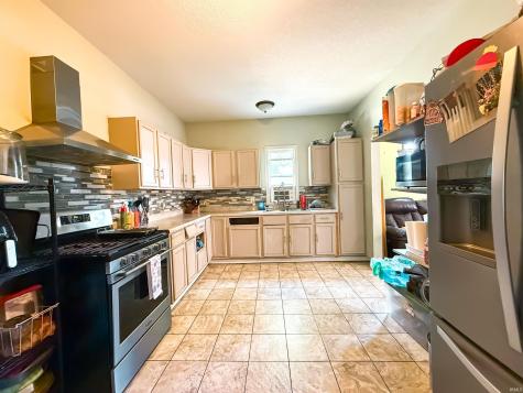 2947 Weisser Park Avenue Fort Wayne IN 46806