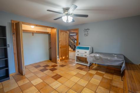 6723 N 575 W Winamac IN 46996