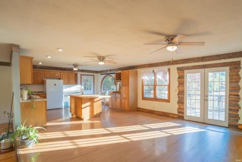 6723 N 575 W Winamac IN 46996