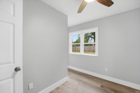 704 E Columbia Street Chalmers IN 47929