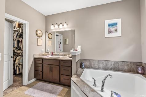 16811 Hatstick Court Fort Wayne IN 46845