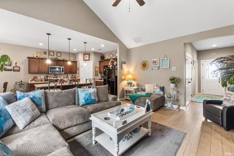 16811 Hatstick Court Fort Wayne IN 46845