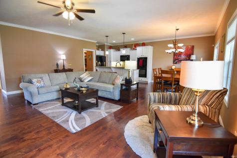 8700 Wynnfield Drive Evansville IN 47725