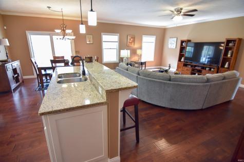 8700 Wynnfield Drive Evansville IN 47725