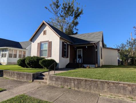 1001 E Locust Street Vincennes IN 47591
