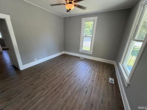 631 W 8th Street Mount Vernon IN 47620