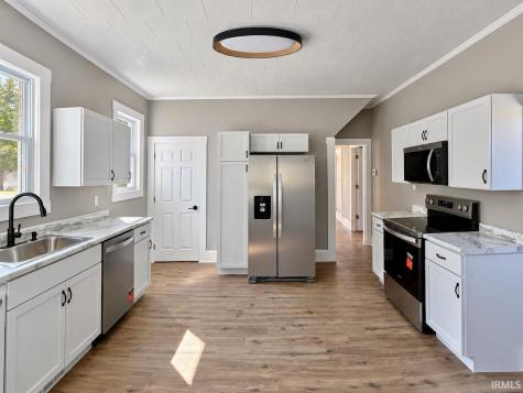 631 W 8th Street Mount Vernon IN 47620