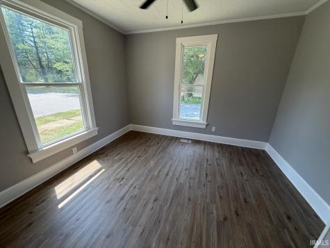 631 W 8th Street Mount Vernon IN 47620
