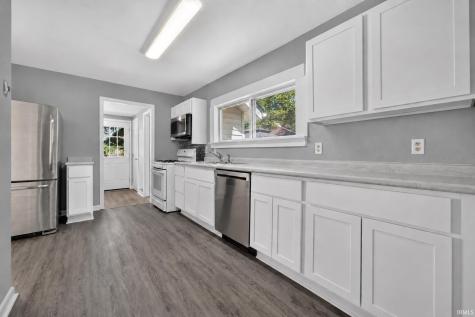 718 W Nelson Street Marion IN 46952