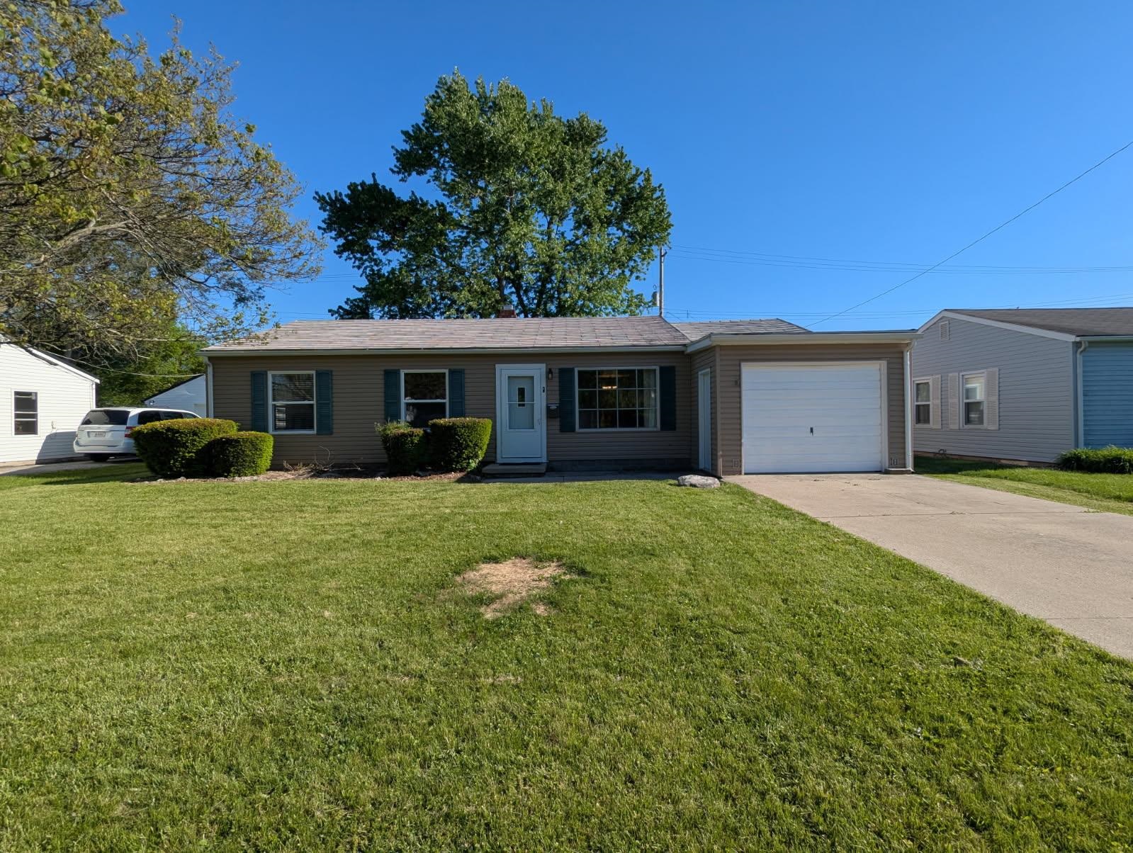 17 W Sunnydale Drive Huntington IN 46750
