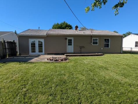 17 W Sunnydale Drive Huntington IN 46750