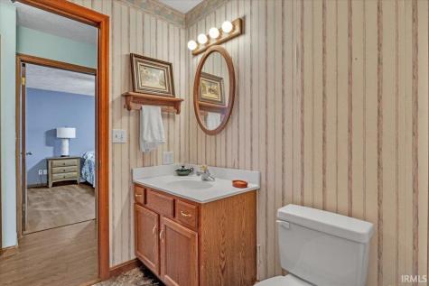 1524 Lark Lane Mount Vernon IN 47620