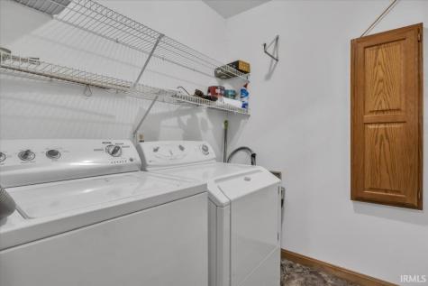 1524 Lark Lane Mount Vernon IN 47620