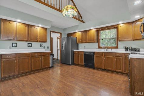 1524 Lark Lane Mount Vernon IN 47620