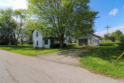 1008 W Elm Street Hartford City IN 47348