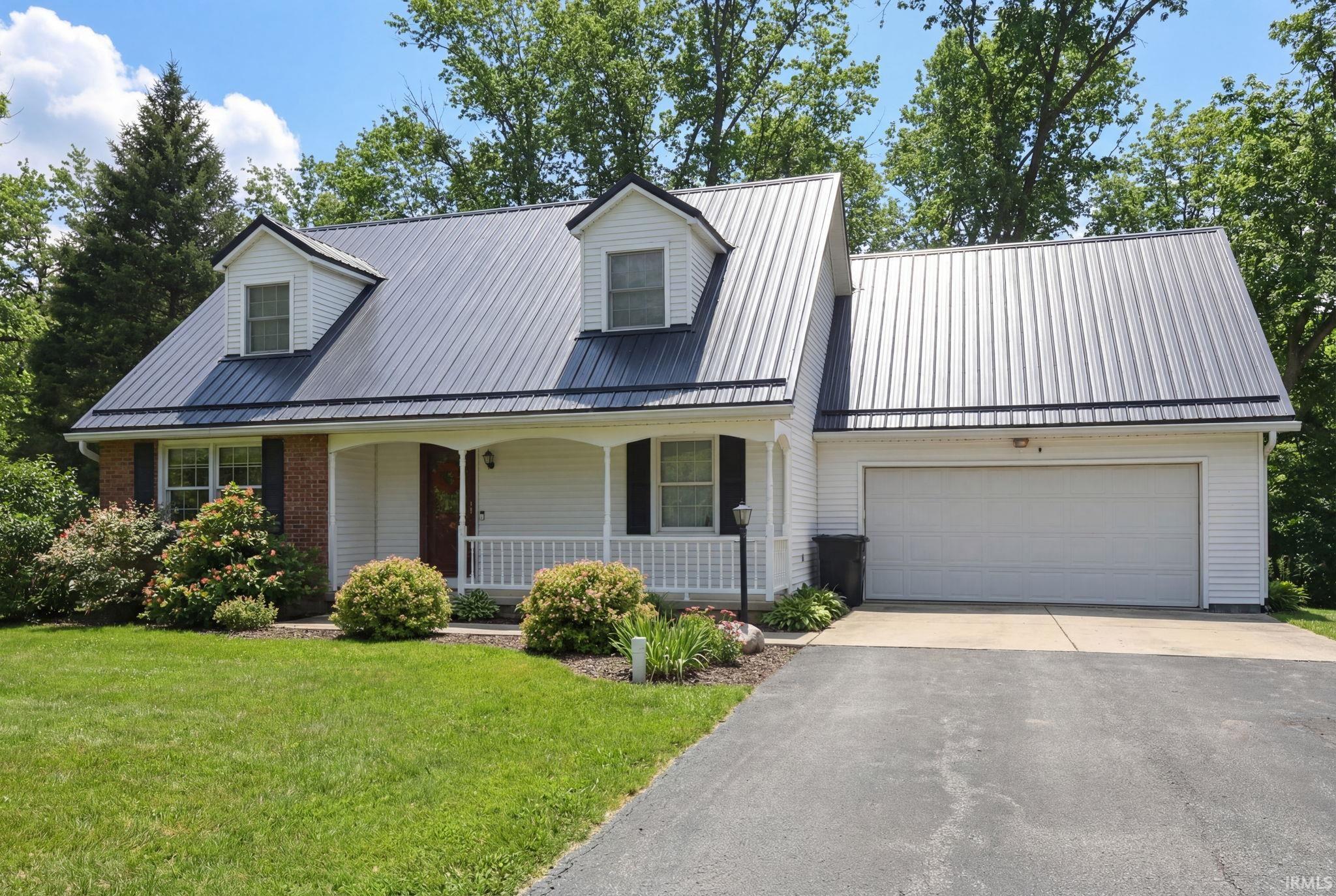 1588 Country Homes Drive Ligonier IN 46767