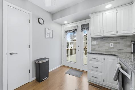 1588 Country Homes Drive Ligonier IN 46767