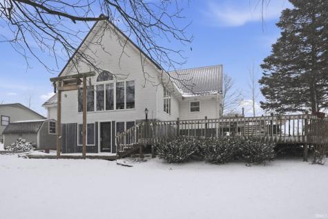 1588 Country Homes Drive Ligonier IN 46767