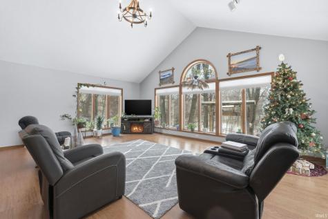 1588 Country Homes Drive Ligonier IN 46767