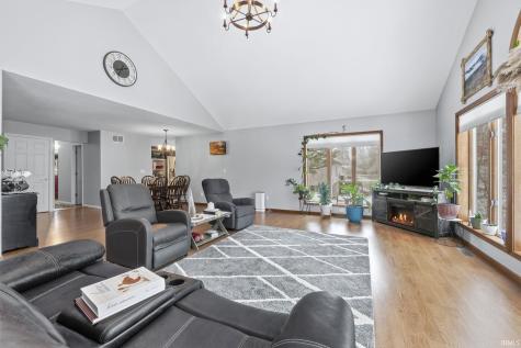 1588 Country Homes Drive Ligonier IN 46767