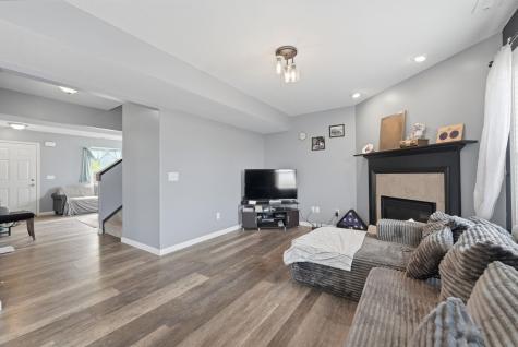 2018 Greyson Drive Auburn IN 46706