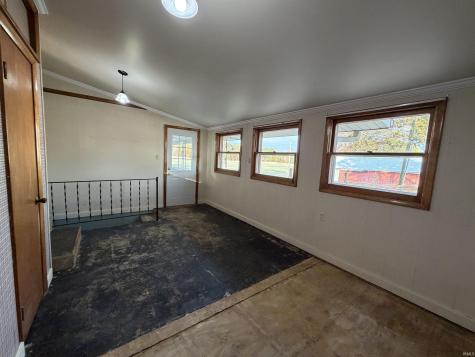 7265 Walls Road Worthington IN 47471