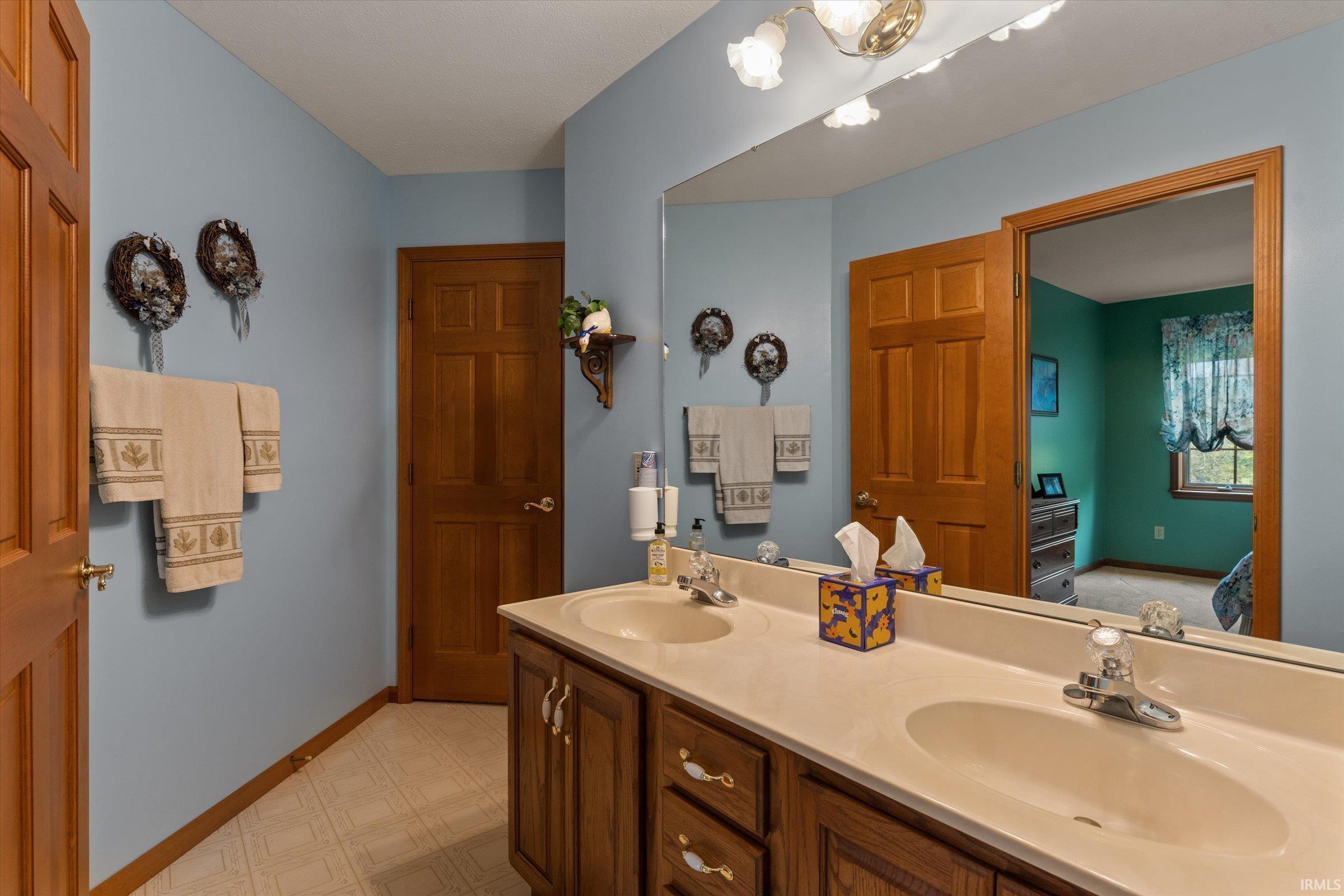 53450 Quince Road South Bend IN 46628