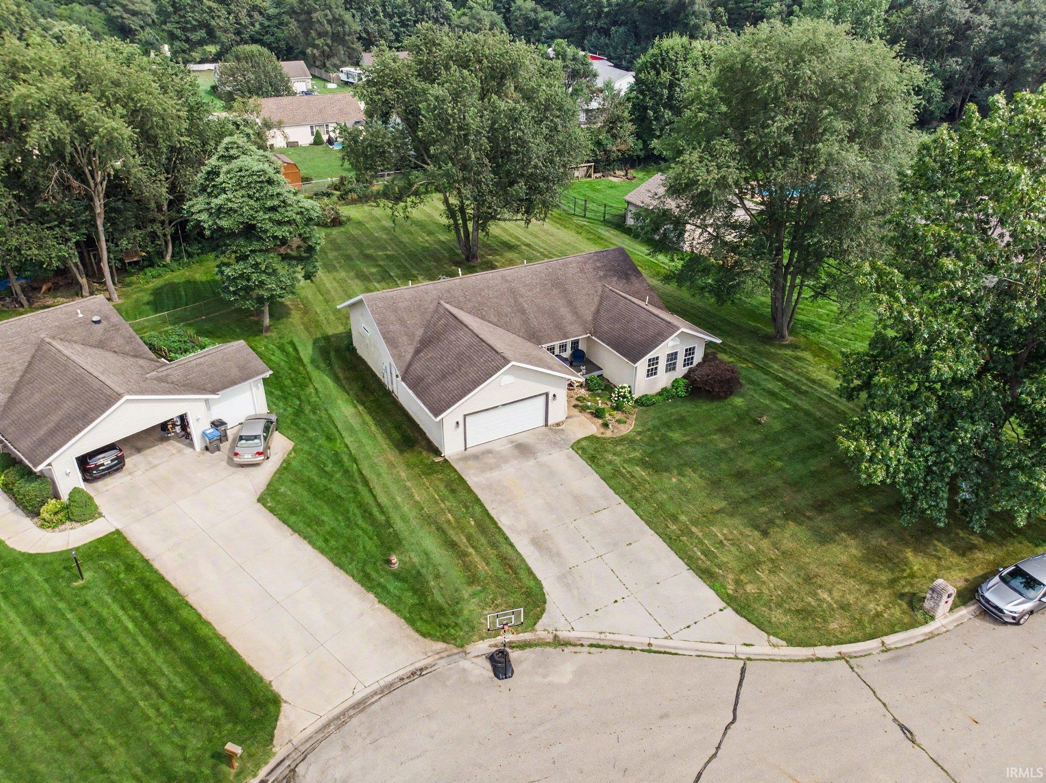 54672 Harmony Lane Elkhart IN 46514