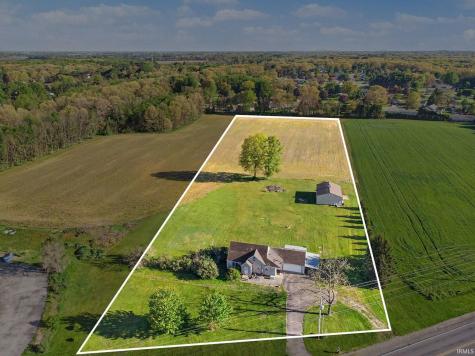 58399 Crumstown Highway South Bend IN 46619