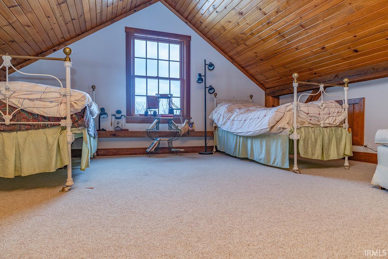 17901 County Road 112 Bristol IN 46507