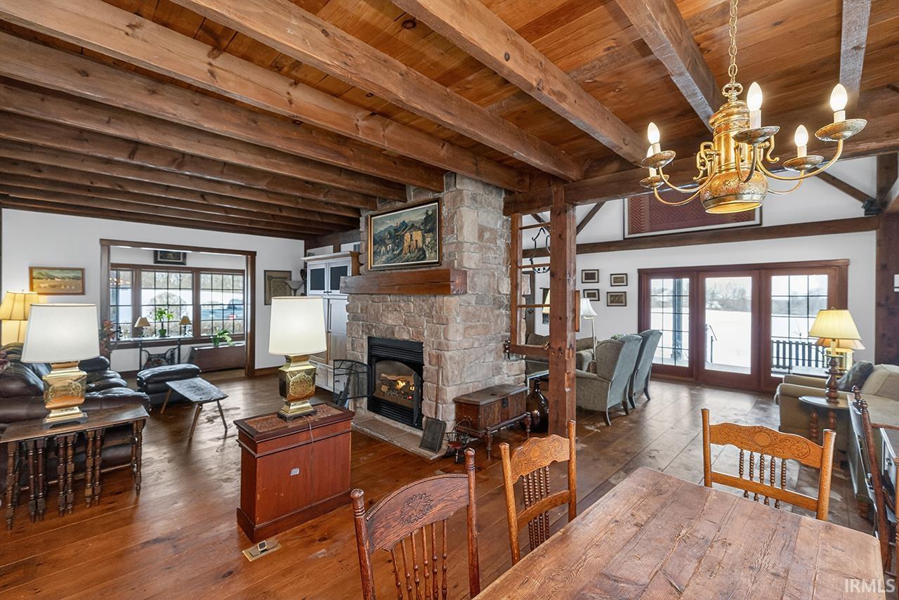 17901 County Road 112 Bristol IN 46507
