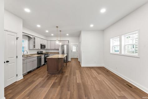 1222 Swinney Avenue Fort Wayne IN 46802