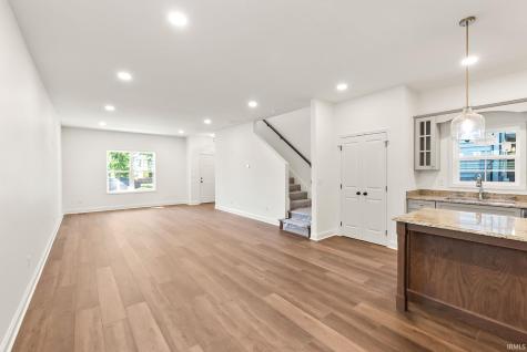 1222 Swinney Avenue Fort Wayne IN 46802
