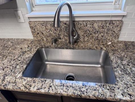 527 S Cobblestone Court Bloomington IN 47403